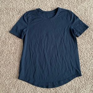 Lululemon Tee